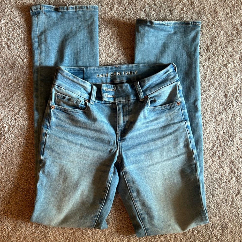 American Eagle Outfitters Women's Light Blue Straight Leg Jeans